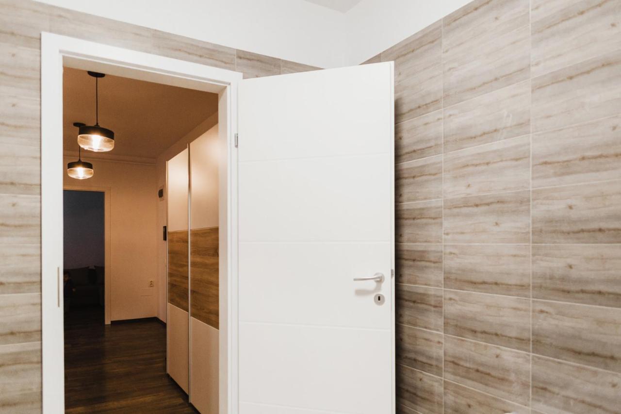 One Room Apart T3 With Free Parking Kaloşvar Dış mekan fotoğraf